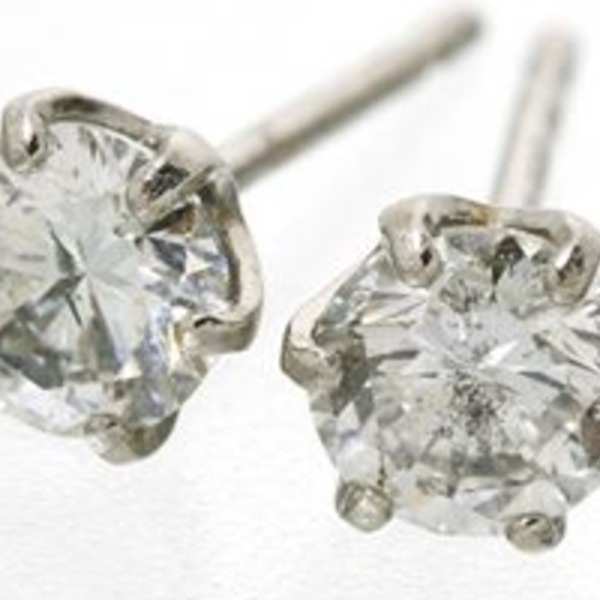 ダイヤモンドピアス プラチナ PT900 計0.5ct 一粒 大粒 レディース アクセサリー ジュエリー 宝石 シンプル 上品 贈り物 プレゼント ギフト