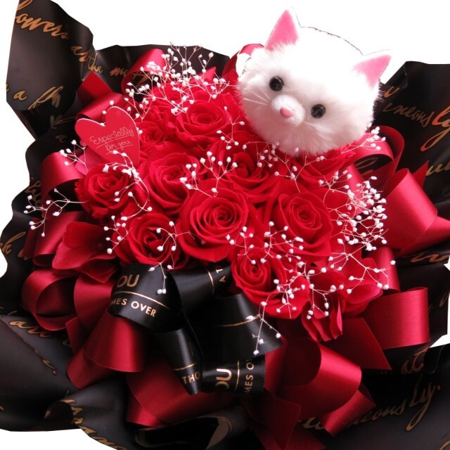 誕生日プレゼント 彼女 恋人 ネコ 猫 ねこちゃん 枯れない赤バラ 12本 かすみ草 花束風ギフト プリザーブドフラワー入り ケース付き 赤バラいっぱい 置いて飾れるアレンジメントタイプ カスミ草