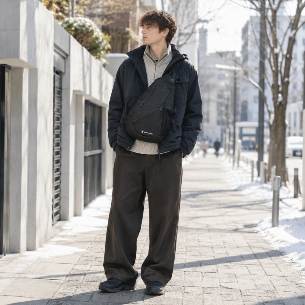 snowpeak Grid Sling Bag ボディバッグ ウエストバッグ 大容量 普段使い 使いやすい シンプル レディース メンズ ギフト プレゼント ブラック 100261sb07