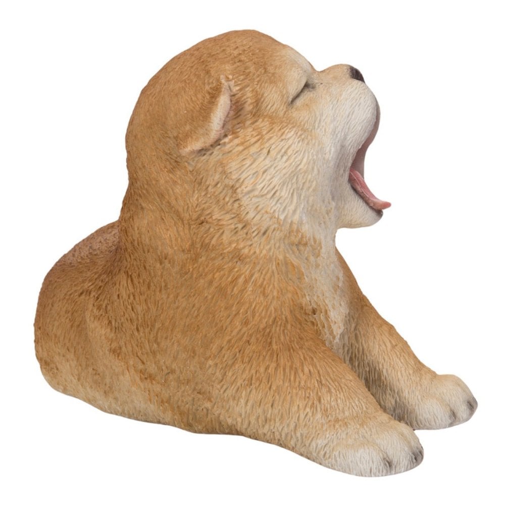 置物 woobia ウービア 日本犬 あくびをしている秋田犬 子犬 幅20.5cm 寝そべり 和風 リアル 本物そっくり イギリス生まれ 職人手彩色 縁起物 戌年 玄関 インテリア 新築祝い 引っ越し祝い 開店祝い 出産祝い 誕生日 お祝い ギフト プレゼント 犬好き 秋田犬好き