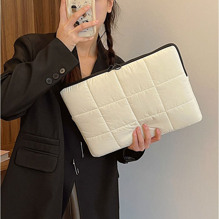 パソコンケース 可愛い 通販 PCケース スリーブケース pc インナーケース バッグ ケース ノートパソコンケース ノートPCケース インナーバッグ 耐衝撃 厚め 無地 キルティング ノートパソコン モバイルパソコン かわいい おしゃれ