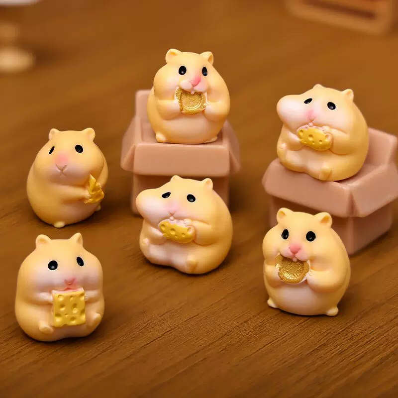 ハムスター 置物 4個セット ランダム発送 ミニチュア オブジェ かわいい フィギュア 卓上 飾り 車内アクセサリー デスク インテリア 癒し 雑貨 玄関 リビング プレゼント