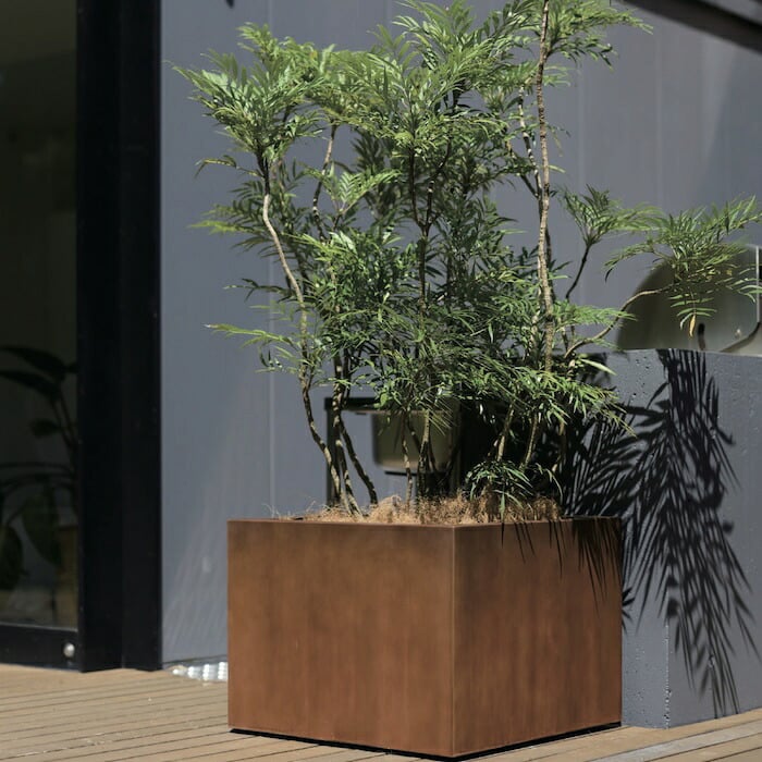 植木鉢 おしゃれ 高級 大型 四角 角型 KONTON コントン コルテナ ミドルキューブ コールテン鋼 アイアン 鉄 ヴィンテージ インダストリアル 底穴あり 観葉植物 多肉植物 シンボルツリー 寄せ植え スクエア キューブ 特大 北欧 和モダン ナチュラル モダン 屋外 玄関 テラス