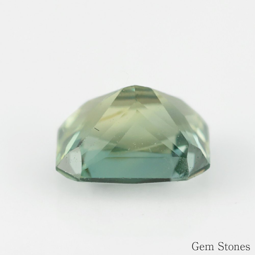 非加熱 グリーンサファイア 0.70ct ルース 宝石 裸石 サファイア グリーン イエロー ジュエリー オリジナル 制作 コレクション 誕生石 9月 記念 お守り 誕生日 プレゼント