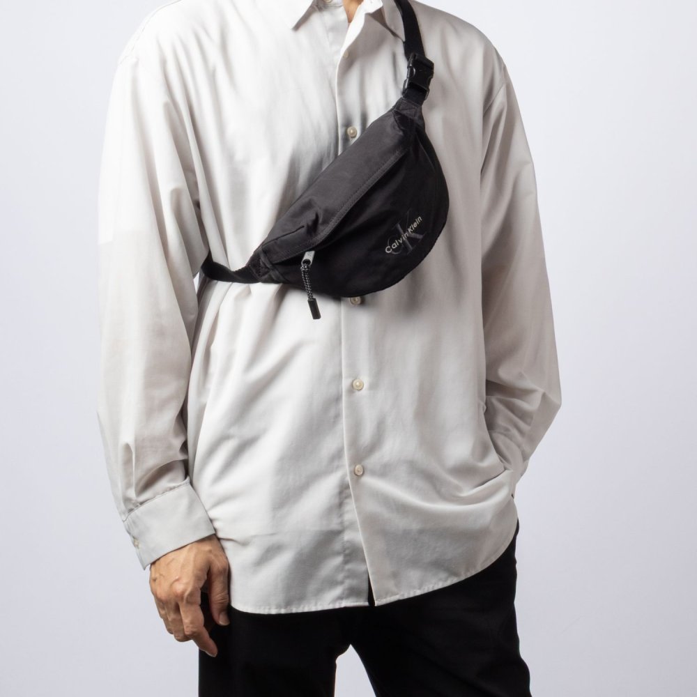 カルバンクライン Calvin Klein BOLD WAISTBAG シグネチャーロゴ ウエストバッグ LV04D3116G ボディバッグ ショルダーバッグ メンズ バッグ