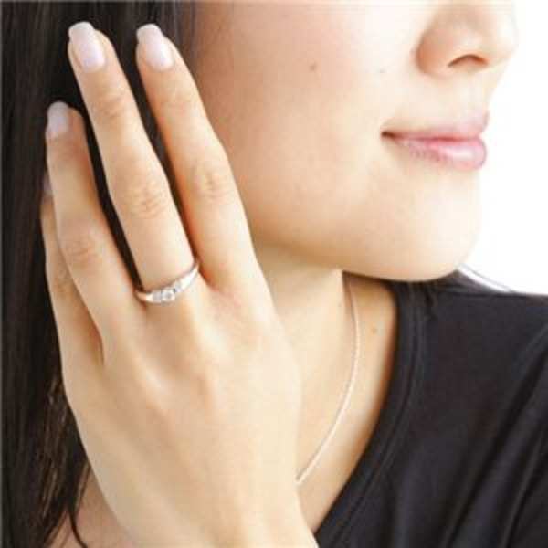 プラチナ ダイヤモンド リング 0.28ct Pt 9号 指輪 天然ダイヤ デザインリング レディース ジュエリー アクセサリー プレゼント ギフト ラッピング 記念日 誕生日 婚約 結婚 妻 彼女 華奢 上品