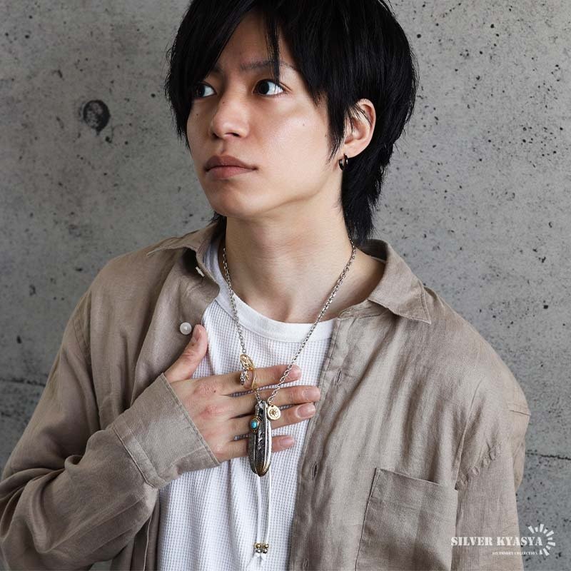 ステンレス フェザーネックレス インディアンジュエリー ペンダントネックレス メンズネックレス 18KGP 太角 あずきチェーン 太陽メタル 細身 羽根 イーグル 精巧 立体的 かっこいい 男性 金属アレルギー対応
