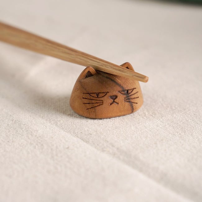 Cat family chopstick rest set[箸置き セット 猫 可愛い 木製 おしゃれ ネコ 猫グッズ 木 箸置 カトラリーレスト 猫雑貨 かわいい 動物 アニマル 3個セット 猫の箸置き ミニ 夫婦 キッズ こども 家族用 ギフト 贈り物]