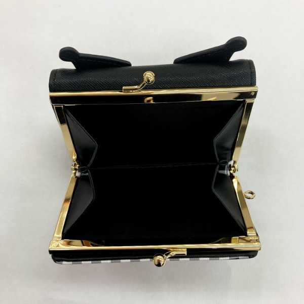 【11月10日入荷分予約受付中】 サンリオ クロミ 口金財布 がま口 財布 二つ折り財布 コンパクト レディース 小銭入れ付き キャラクター グッズ 小物入れ ミニ財布 おしゃれ かわいい サンリオ正規ライセンス品