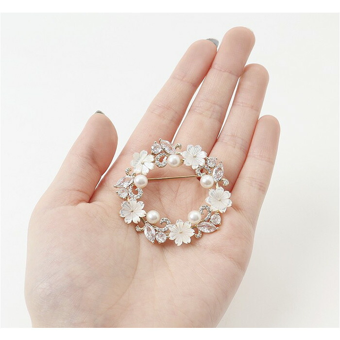コサージュ ブローチ 通販 パールコサージュ フラワー モチーフ アクセサリー 花 セレモニー レディース フォーマル ママスーツ 入学式 入園式 卒業式 卒園式 結婚式 お祝い 華やか 高級感 エレガント 大人 上品 かわいい おしゃれ