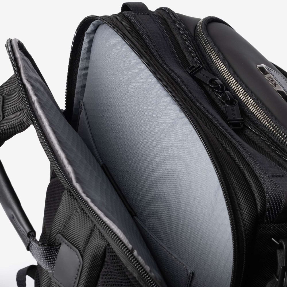 トゥミ TUMI ALPHA BRAVO アルファブラボー DETRICK BACKPACK デトリック バックパック 0232832D 154121 リュックサック メンズ バッグ