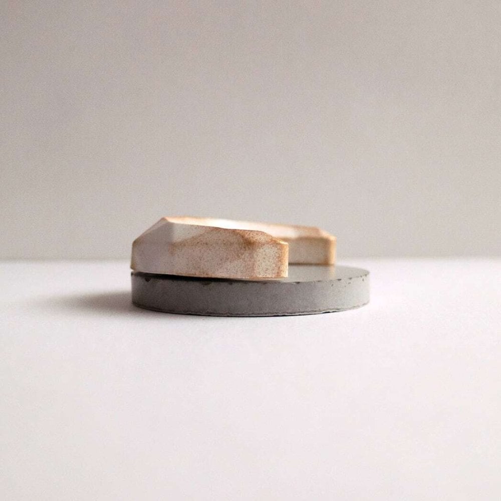 【カラーが選べる】michikake moon stone《月の満ち欠けを映す 三日月のアロマストーン》火を使わない香るインテリア