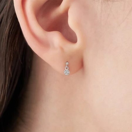 【無料ラッピング】 ヨンドシー 4℃ ピアス K10ホワイトゴールド ダイヤモンド レディースブランド 正規品 新品 ギフト プレゼント 人気 おすすめ 誕生日 記念日 クリスマス 送料無料