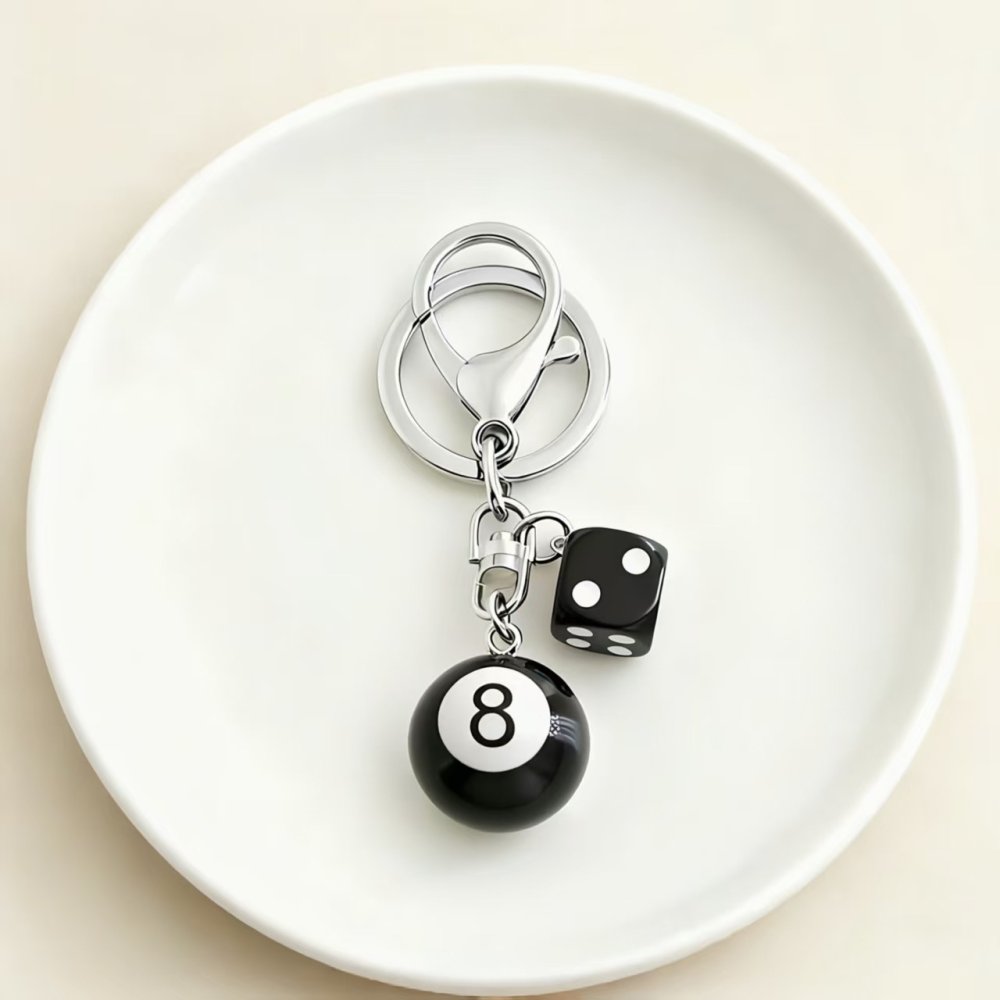 ビリヤード 8ボール キーホルダー サイコロ バッグチャーム アクセサリー カラビナ付き ミニチュア おしゃれ かわいい 鍵 エアポッズケース 飾り 卒業祝い プレゼント ギフト