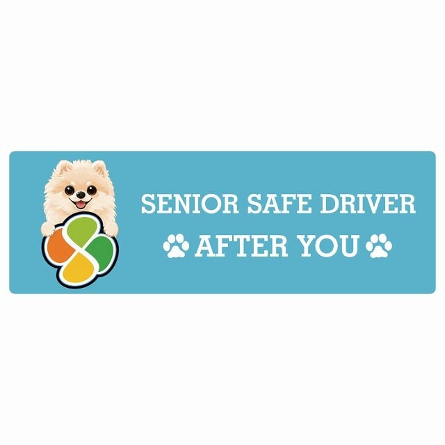 カーサイン 高齢者マーク SENIOR SAFE DRIVER ポメプー ステッカー シール 長方形 15x5cm 肉球 日本製 車