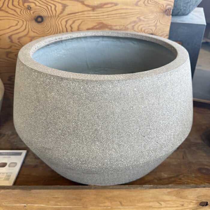 鉢カバー おしゃれ 大型 軽量 17号 12号 丸型 平鉢 KONTON コントン パボ ジャー ロー L Mサイズ 高級 北欧 モダン ナチュラル 室内 屋内 観葉植物用 多肉植物 サボテン 特大 底穴なし 玄関 リビング プランター 浅型 オフホワイト ブラウン グレー
