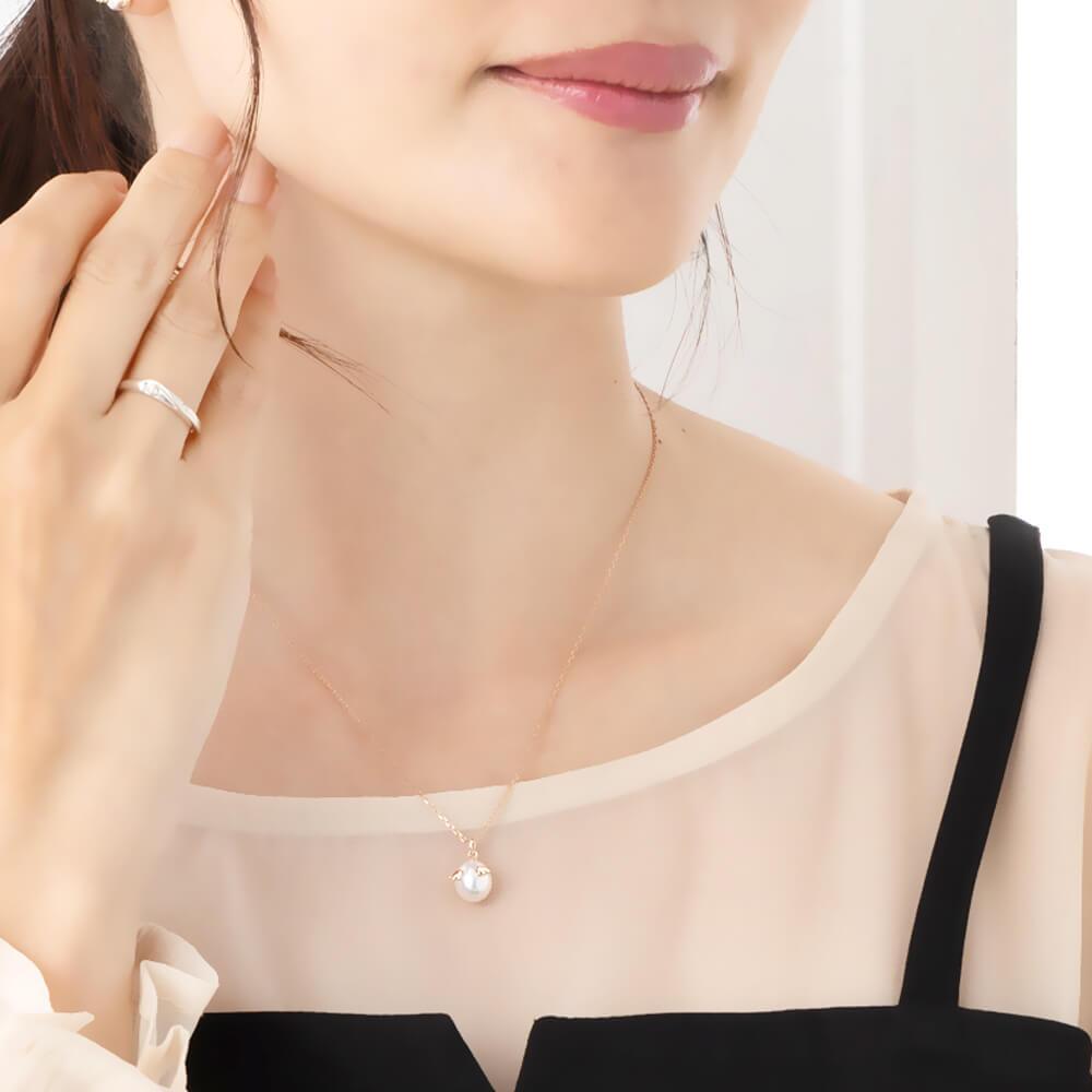 "天使の卵" 1粒 本真珠 レディース 10金 ペンダント ネックレス【天使の卵 "パールペンダントネックレス"】 女性 彼女 妻 誕生日 プレゼント 誕生日プレゼント 結婚記念日 ☆送料無料☆ [天使862PLK10] おすすめ プレゼント 人気 ブランド 秋アクセ　秋ジュエリー ご褒美ジュエリー 彼女 ネックレス ギフト バースデー ギフト 記念日