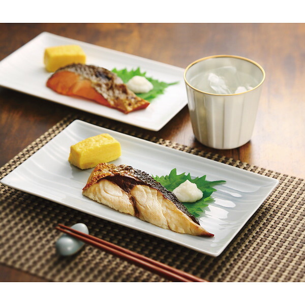 小田陶器 ＳＯＳＯ 小田陶器 ＳＯＳＯ 組長角皿揃 [26-0199-061] ＯＤＡ０７ ５００５Ａ プレミアムギフト 贈り物 お祝い 磁器 日本製 内祝い 出産内祝い 結婚内祝い 快気祝い 新築祝い お返し 贈り物 プレゼント ギフト