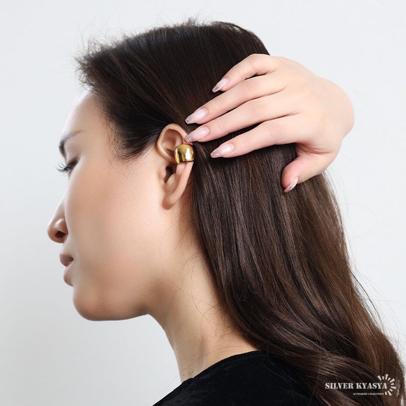 ステンレス メタルイヤーカフ 甲丸イヤーカフ まんまる 大ぶり ぷっくり つやつや ワイド ゴールド 18KGP シルバー 片耳1点 可愛い シンプル プチプラ 耳の穴不要 痛くない レディース 金属アレルギー対応フェイクピアス ノンホール イヤリング 女性