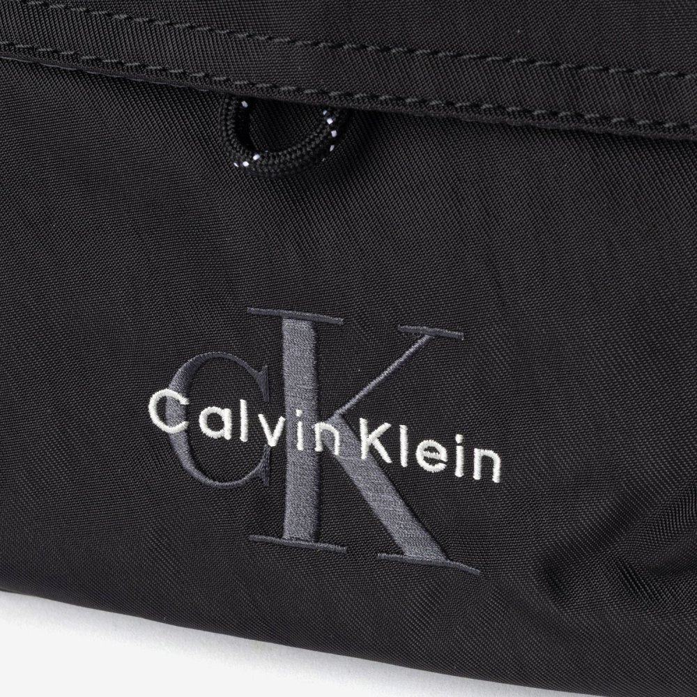 カルバンクライン Calvin Klein BOLD CAMERA BAG ロゴ ナイロン カメラバッグ LV04D3117G ショルダーバッグ メンズ バッグ