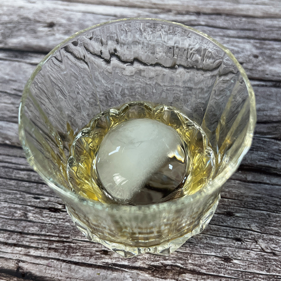 名入れ ウイスキー サントリー 知多 700ml 好きな写真で作れる 指名手配書 写真入り名入れラベル グラス・丸氷製氷カップセット WANTED ウォンテッド 名入れ お酒 ギフト プレゼント 誕生日 結婚祝い 結婚記念日 出産祝い 還暦祝い 男性 女性 父の日 敬老の日 ＊他の商品はこちら→