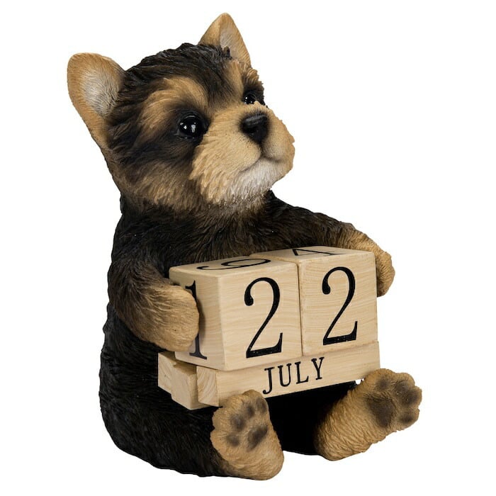 置物 犬 ヨークシャーテリア 万年カレンダー 高さ11.5cm woobia ウービア いぬ リアル かわいい おしゃれ 玄関 デスク インテリア 卓上カレンダー 日めくり 動物 癒し 棚 オフィス プレゼント ギフト 新築祝い 犬好き
