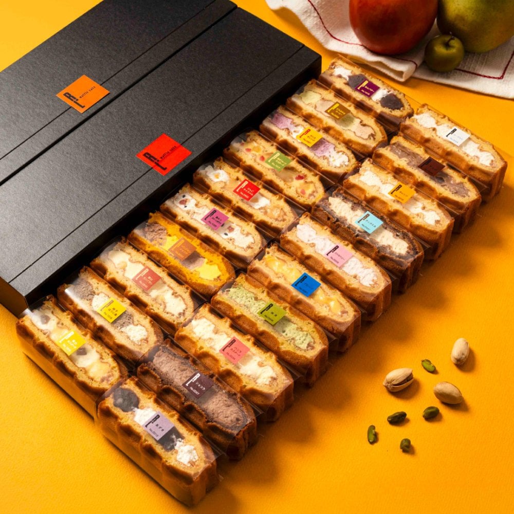 【送料無料】【期間限定】9月 冷凍  季節 ワッフル ケーキ 20個 スイーツ 洋菓子 誕生日 ケーキ お取り寄せ お中元 父の日 熨斗 メッセージカード　神戸 土産 R.L エール・エル 絶品 人気 ランキング おしゃれ 可愛い 大人 子供 プレゼント お菓子 ギフト 贈り物 お祝い 手土産 お土産 結婚 産休 内祝 職場 退職 御礼 ご挨拶 お見舞い 引越祝い スイーツセット