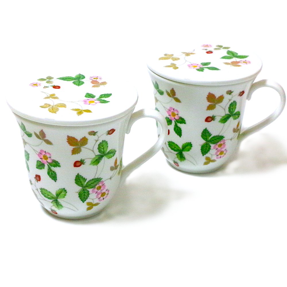 ウェッジウッドWEDGWOOD　ワイルドストロベリー　カジュアル 蓋付マグ ペア