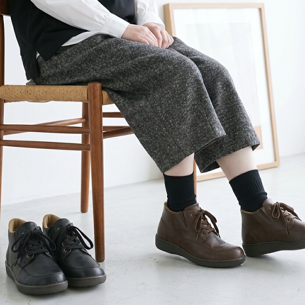 ハンズフリー 立ったまま履ける靴 レディース ショートブーツ 防水 防滑 4E ゆったり 幅広 軽量 脱ぎ履き簡単 レースアップ 紐 楽すぽっ Parade 62916 パレード