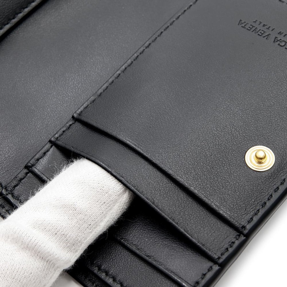 ボッテガヴェネタ BOTTEGA VENETA 二つ折り財布 レディース メンズ イントレチャート 本革 レザー ブラック 黒 ミニ財布 小銭入れ付き ファスナー コインケース 742330 V3UH2 8425