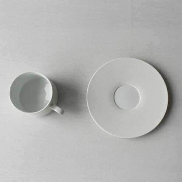 西海陶器 agasuke カップ＆ソーサー 45200 波佐見焼 おしゃれ 磁器 コーヒーカップ ティーカップ モダン 北欧 日本製 ギフト プレゼント 贈り物 結婚祝い 引っ越し祝い 焼き物