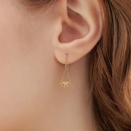 【無料ラッピング】  ヨンドシー 4℃ EAU DOUCE K18イエローゴールド ピアス ダイヤモンド ブランド 正規品 新品 ギフト プレゼント 人気 おすすめ 誕生日 記念日 クリスマス 送料無料