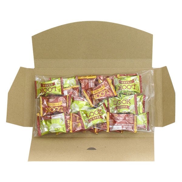 (全国送料無料)お菓子 詰め合わせ 不二家 LOOKピスタチオ＆アーモンド 22粒 メール便 (4902555269443mz)【送料無料 詰め合わせ おやつ 小袋 個包装 お試し】
