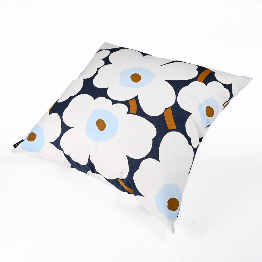 マリメッコ marimekko クッションカバー 50×50cm ピエ二 ウニッコ ブルーベリー ホワイト コールドブルー 76433 076433 585 ヌードクッション別売り 北欧雑貨 北欧デザイン 送別会 誕生日 お中元 結婚祝い 結婚式 高級 父の日 母の日【スペシャルラッピング660円(別売り)】 ホワイトデー ネコポス