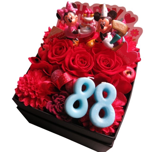 20周年 お祝い 20歳 誕生日プレゼント ミッキー ミニー 花束風ボックスギフト ご希望数字入りプレゼント 箱を開けてサプライズ 赤バラ プリザーブドフラワー入り