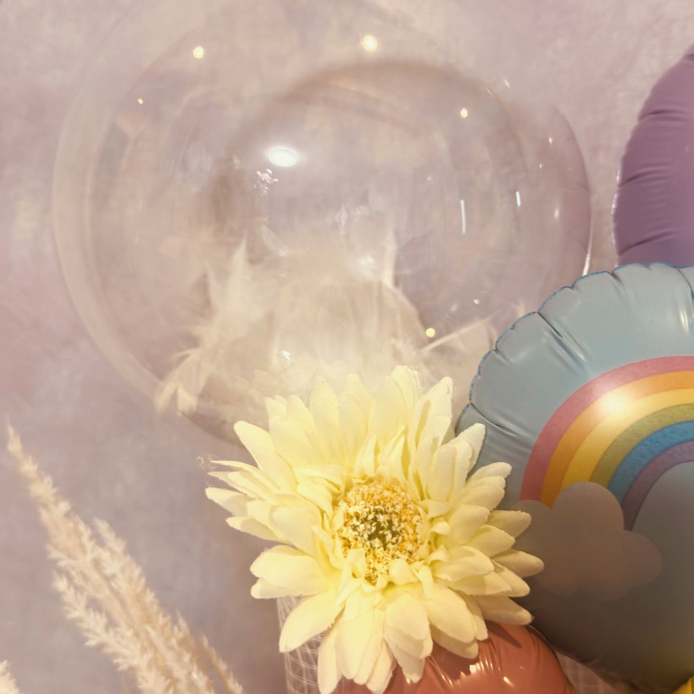 ペット お悔やみ 贈り物 バルーン フラワーアレンジメント 虹の橋 お供え 花 造花 アーティフィシャルフラワー パステルカラー かわいい おしゃれ 犬 猫 うさぎ メモリアル ギフト アレンジメント 命日 一周忌 四十九日 ペット供養 御供 配送日指定可