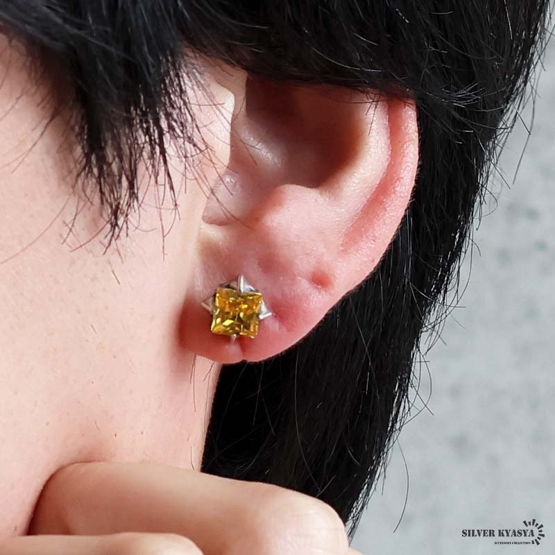 シルバー925 イエローストーンピアス スクエア カラーストーン 爪留め スタッドピアス メンズ レディース ユニセックス アクセサリー 耳飾り 黄色 存在感 個性的 クール パンク ロック カジュアル 個性派 片耳用 1点