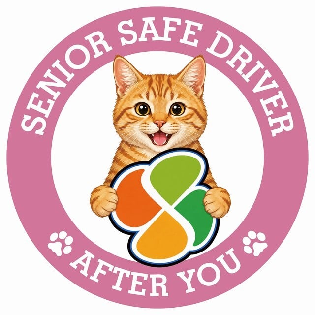 カーサイン 高齢者マーク SENIOR SAFE DRIVER 茶トラ ステッカー シール 直径13cm 肉球 日本製 車