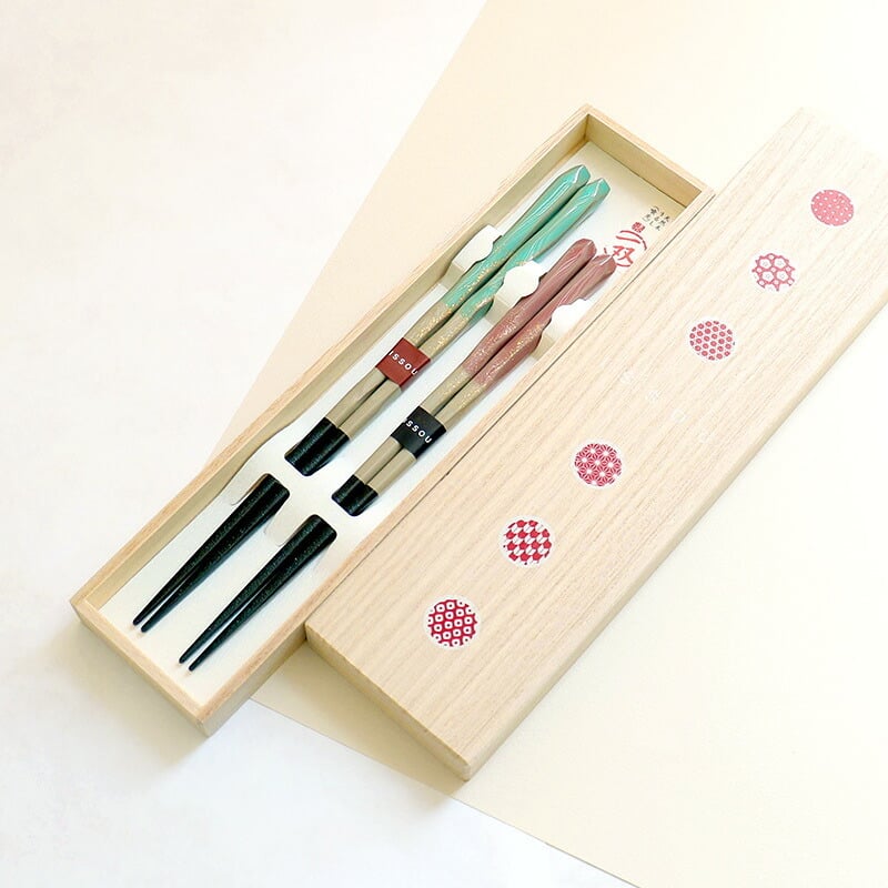 箸 名入れ 二膳 ギフト プレゼント お箸 セット ペア 桐箱 淡路 夢の滴 大花火 あけぼの 高級 夫婦箸 和食器 食洗機対応 金婚式 銀婚式 記念 記念品 お祝い 新居 両親 結婚祝 長寿祝 結婚記念日 国産 ギフトセット ピンク ブルー グリーン ゴールド バレンタイン