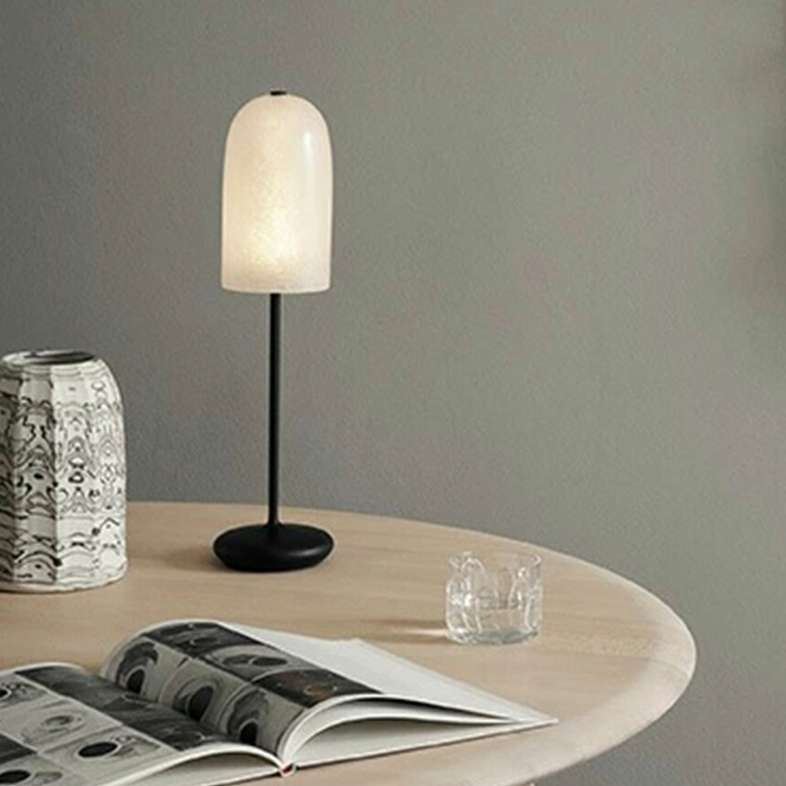 ferm LIVING ファームリビング Gry グリュー テーブルランプ 夜明けの光 テーブルライト間接照明 ポータブルライト 北欧 ポータブルランプ 充電 持ち運び 室内 リビング 寝室 人気 ブランド