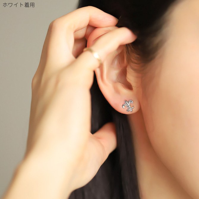 K18 ゴールド ピアス 18金 18K 片耳(1個)購入可 18Kイエローゴールド 18Kピンクゴールド 18Kホワイトゴールド フレア 百合 ゆり 紋章 スタッドピアス 上品 メンズ レディース 誕生日 プレゼント ハロウィン 【品番：RME-FU-243】