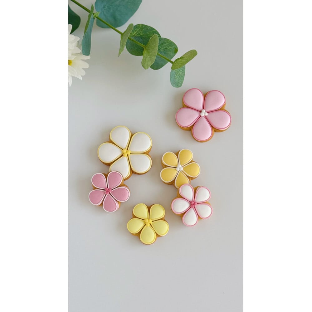 お花クッキーセット（3枚）お誕生日 記念日 結婚祝い 出産祝い 退職・送別 卒業・入学祝い 発表会 推し活 お礼・Thank youギフト ウェディング 周年祝い 開店・開業祝い