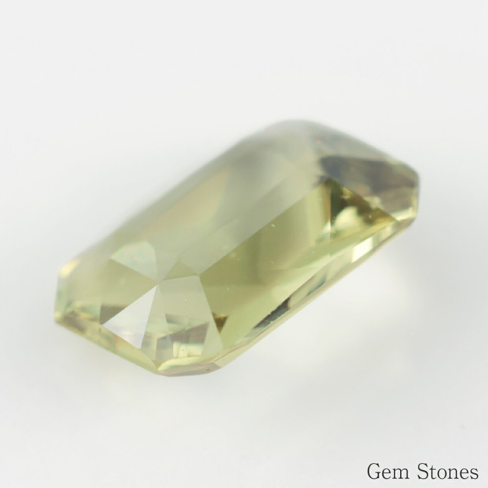 非加熱 グリーンサファイア 2.05ct ルース 宝石 裸石 大粒 グリーン イエロー サファイア ジュエリー オリジナル 制作 コレクション 誕生石 9月 記念 お守り 誕生日 プレゼント