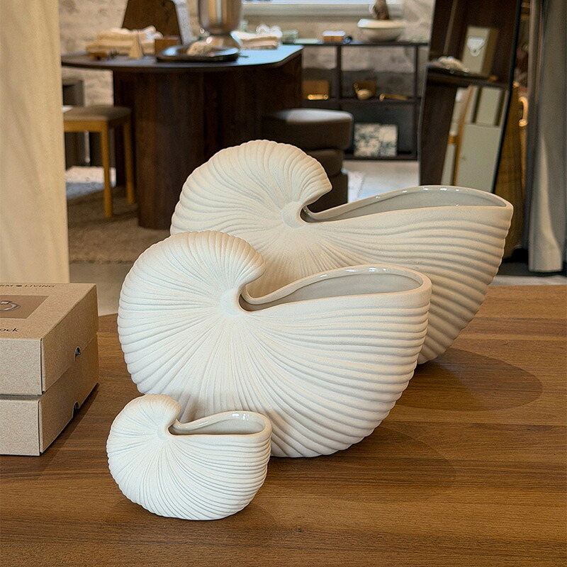 ferm LIVING ファームリビング シェルポット Shell Pot Mサイズ 23cm  北欧 花瓶 フラワーベース おしゃれ 北欧雑貨 インテリア雑貨 オブジェ 人気 ブランド 正規販売店