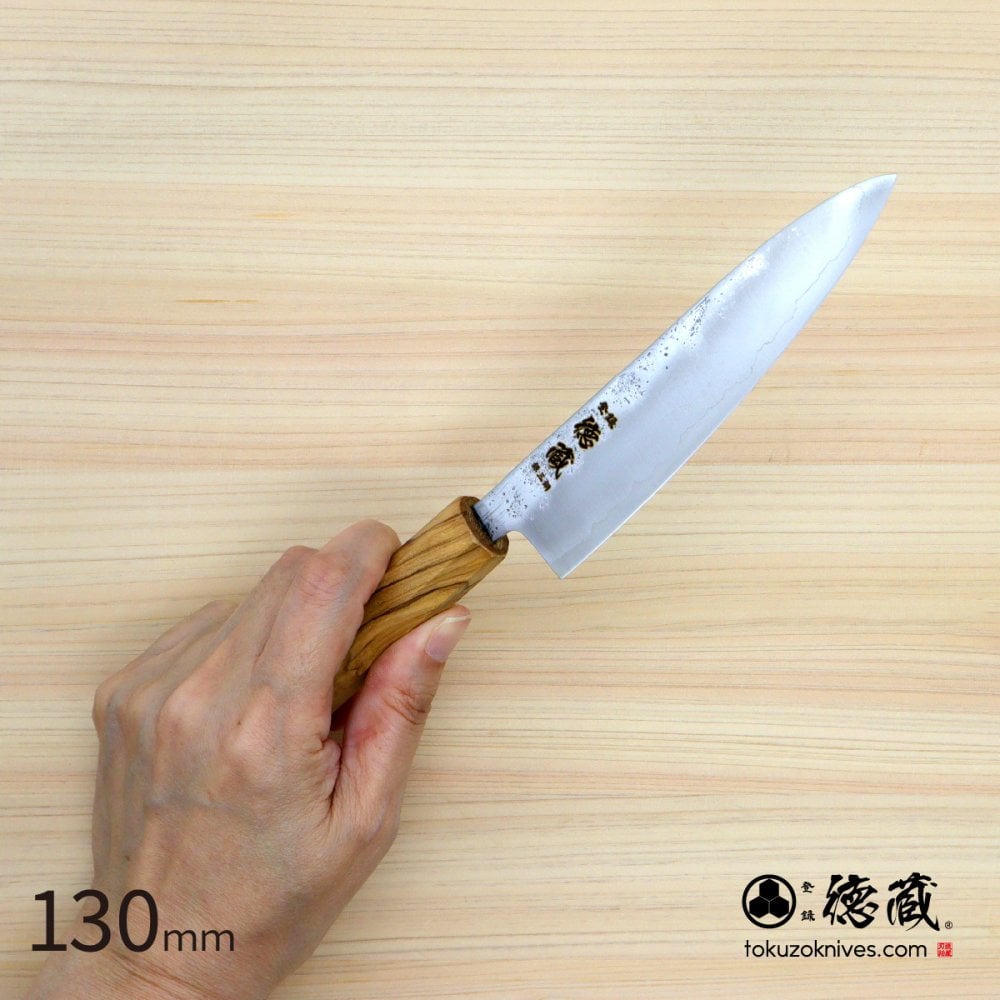 ステンレスペティナイフ　130mm 銀三 梨地仕上げ オリーブ八角柄 日本製 徳蔵刃物 【TOKUZO KNIVES】 JAPAN Kitchen Knives 包丁 切れ味 家庭用 万能 錆に強い 両刃 プレゼント ギフト 贈り物 一生モノ