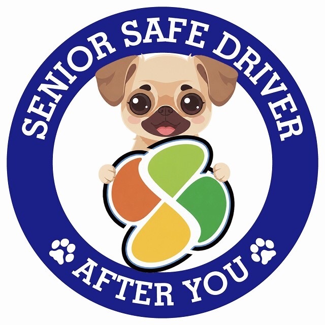 カーサイン 高齢者マーク SENIOR SAFE DRIVER チワパグ ステッカー シール 直径13cm 肉球 日本製 車