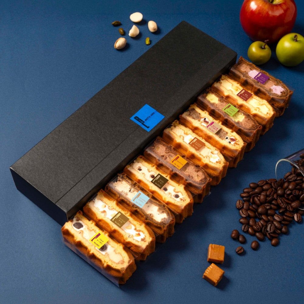 【送料無料】【期間限定】 11月 冷凍 季節 ワッフル ケーキ 10個 スイーツ 洋菓子 誕生日 ケーキ お取り寄せ  敬老の日 熨斗 メッセージカード　神戸 土産 R.L エール・エル 絶品 人気 ランキング おしゃれ 可愛い 大人 子供 プレゼント お菓子 ギフト 贈り物 お祝い 手土産 お土産 結婚 産休 内祝 職場 退職 御礼 ご挨拶 お見舞い 引越祝い