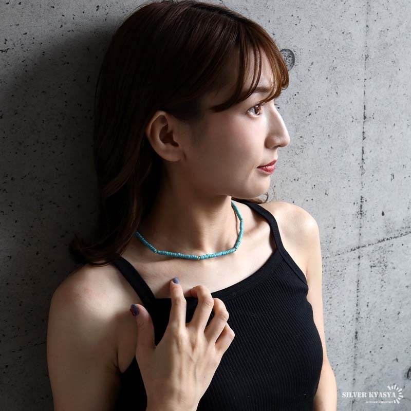 ターコイズ 細身 ビーズネックレス ゴールド レディース アクセサリー ブルー 差し色 華奢 重ね付け シンプル カジュアル 大人 上品 夏 リゾート 海 旅行 おしゃれ 首元 ワンピース デニム ナチュラル きれいめ