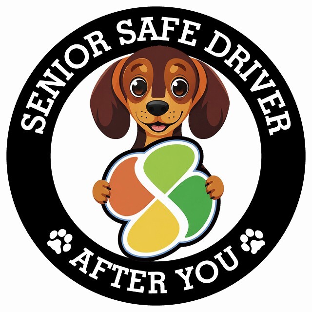 カーサイン 高齢者マーク SENIOR SAFE DRIVER ダックスフンド ステッカー シール 直径13cm 肉球 日本製 車