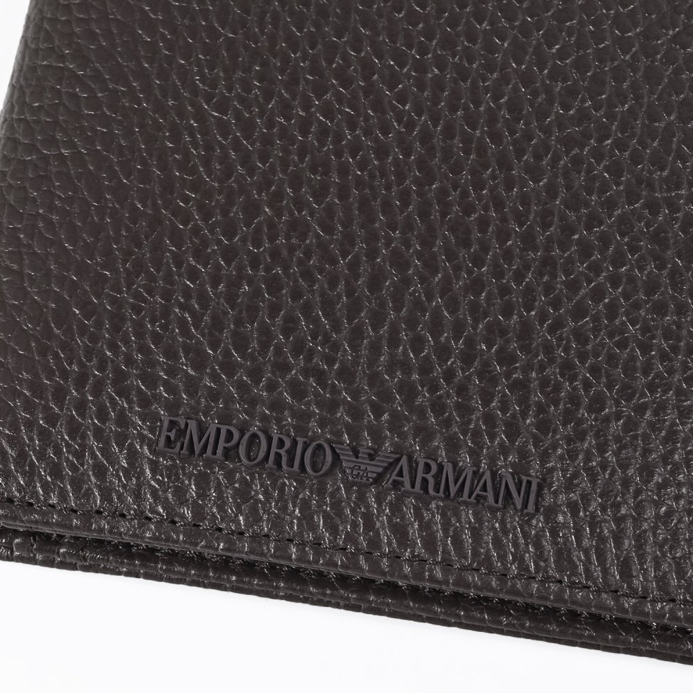 エンポリオ アルマーニ EMPORIO ARMANI 二つ折り財布 イーグルロゴ 小銭入れ付 メンズ ブラウン Y4R167 Y068E U6030 ウォレット レザー 折財布 送別会 誕生日 お中元 結婚祝い 結婚式 彼氏 息子 夫 男性 財布 高級 父の日 母の日【スペシャルラッピング660円(別売り)】クリスマスプレゼント ファッション小物 ホワイトデー